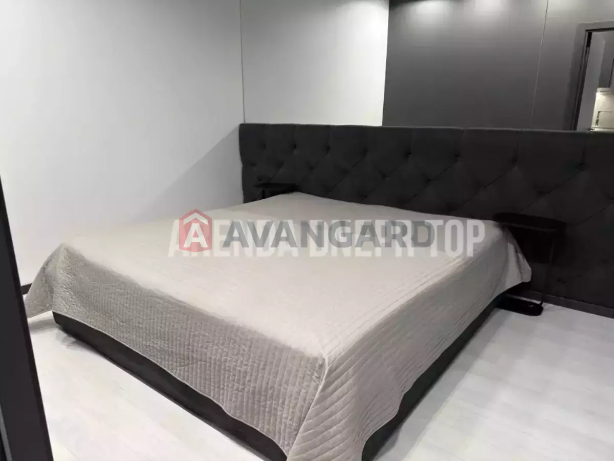 2 . , 40/-/- . ., 2/3   1