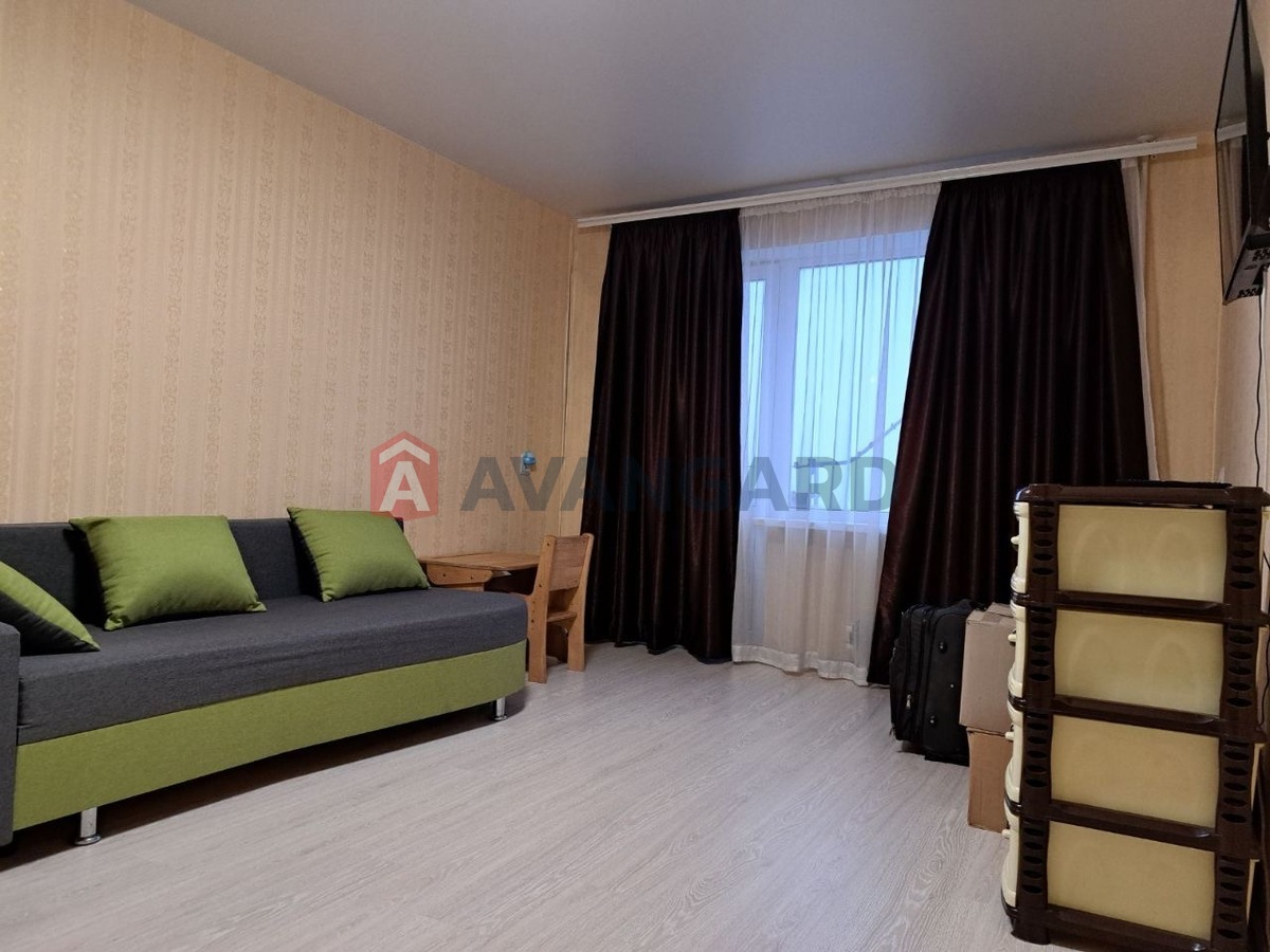 1 . , 30/18/- . ., 8/9   3