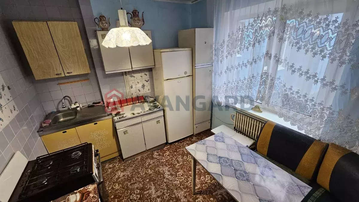 2 ��. ��������, 47/-/8 ��. �., 9/9 ������ ���� 1