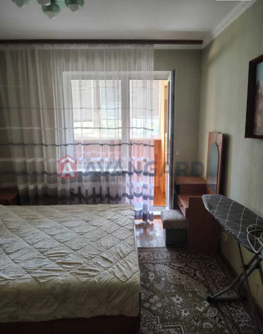 2 ��. ��������, 58/-/13 ��. �., 4/16 ������ ���� 4