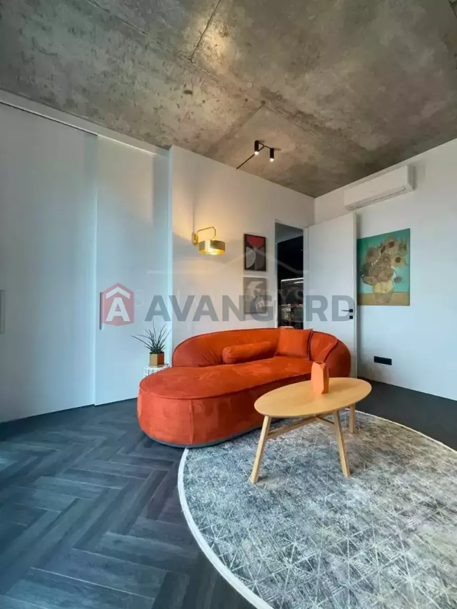 3 ��. ��������, 70/-/- ��. �., 7/12 ������ ���� 2