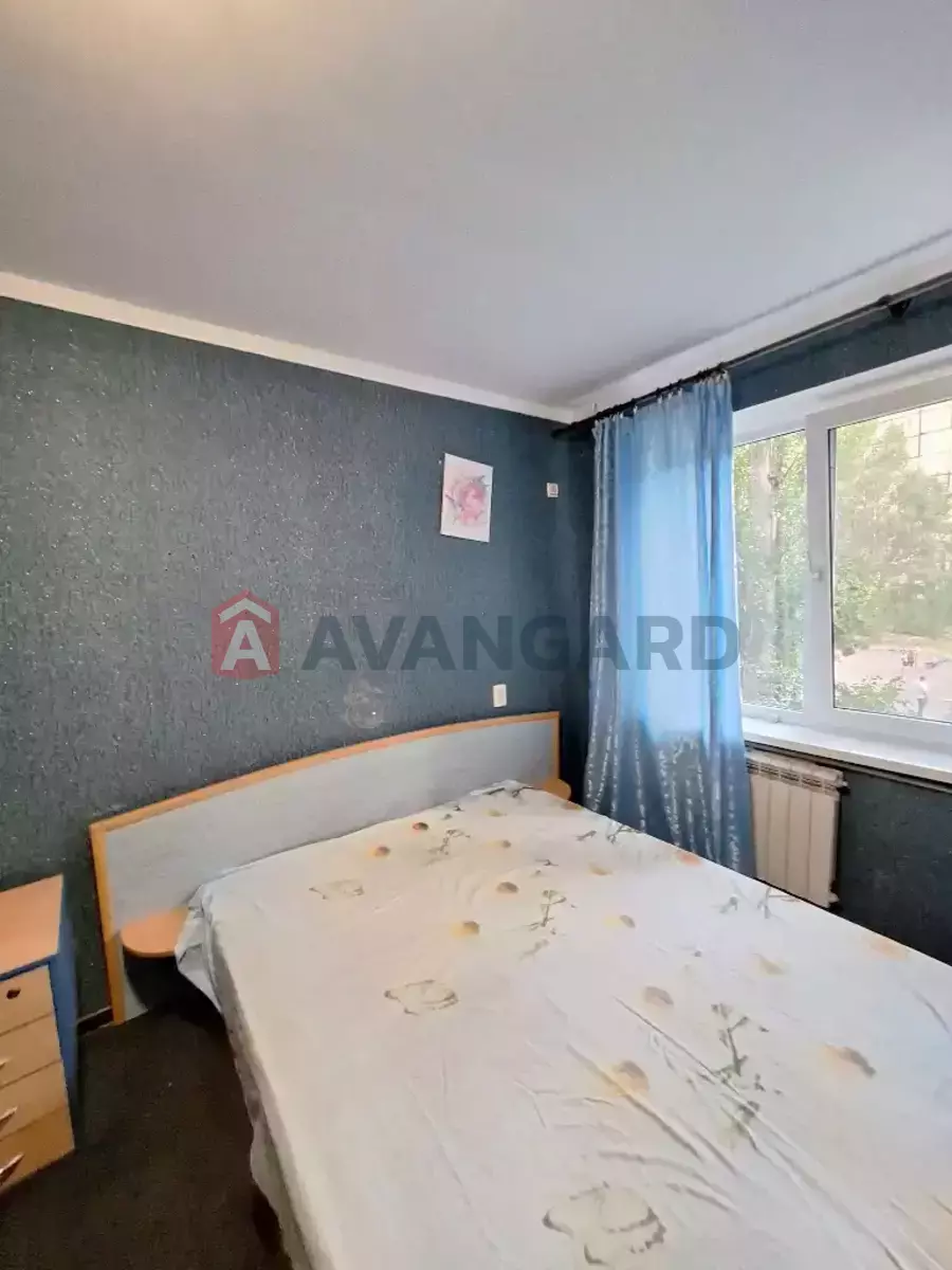 1 . , 22/17/- . ., 2/9   8