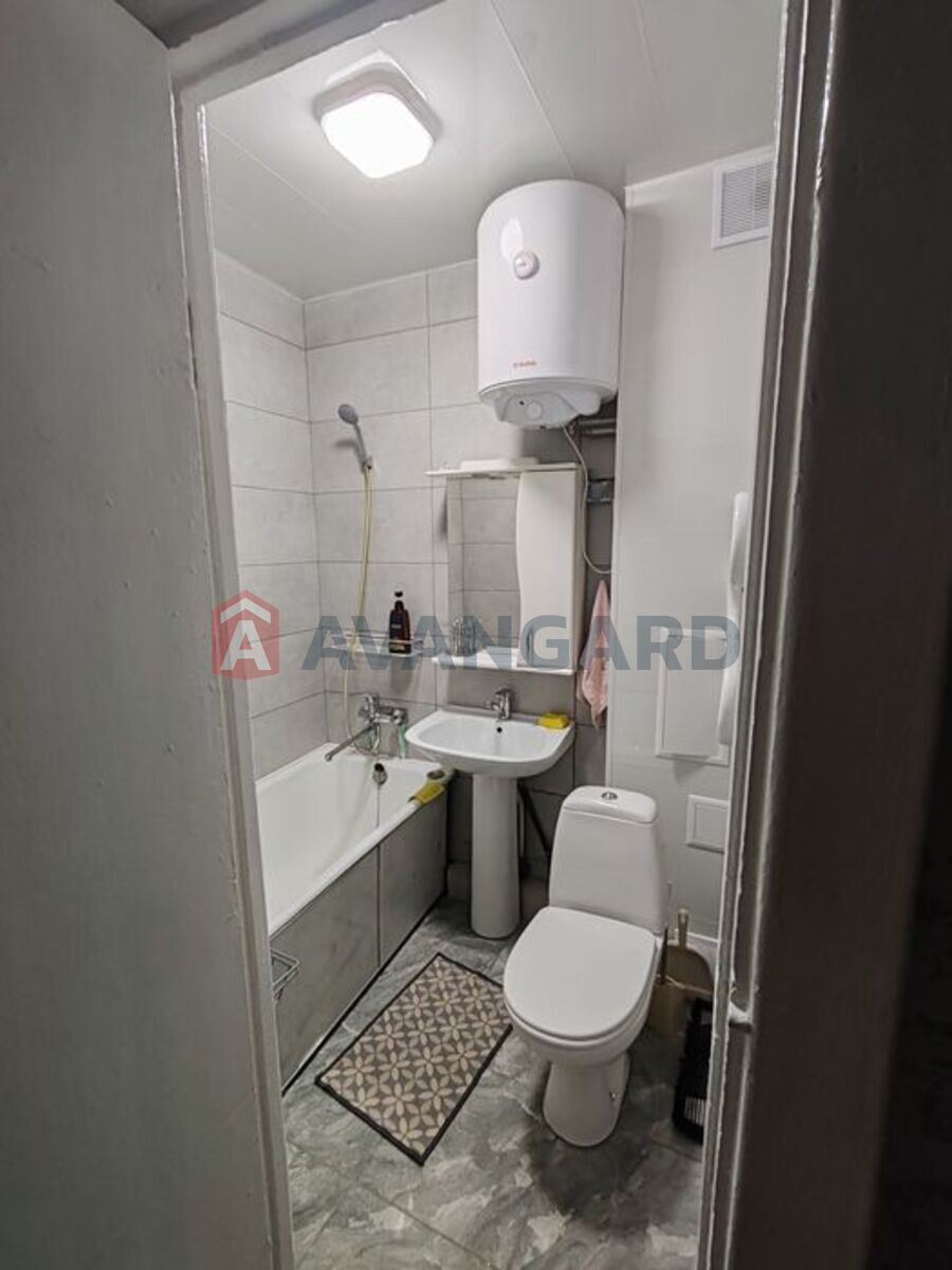 2 ��. ��������, 42/-/5 ��. �., 1/5 ������ ���� 24