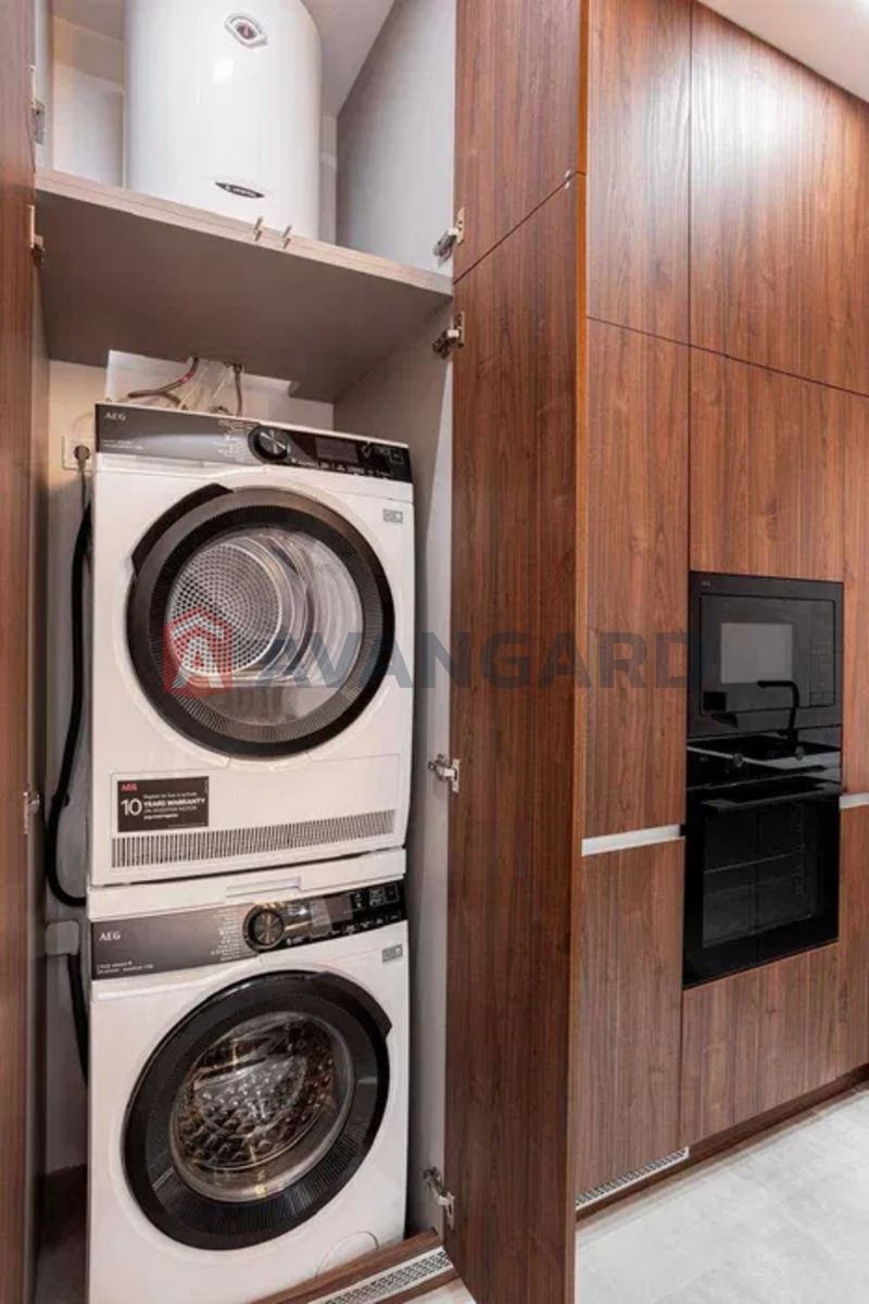 1 ��. ��������, 50/-/22 ��. �., 4/7 ������ ���� 10