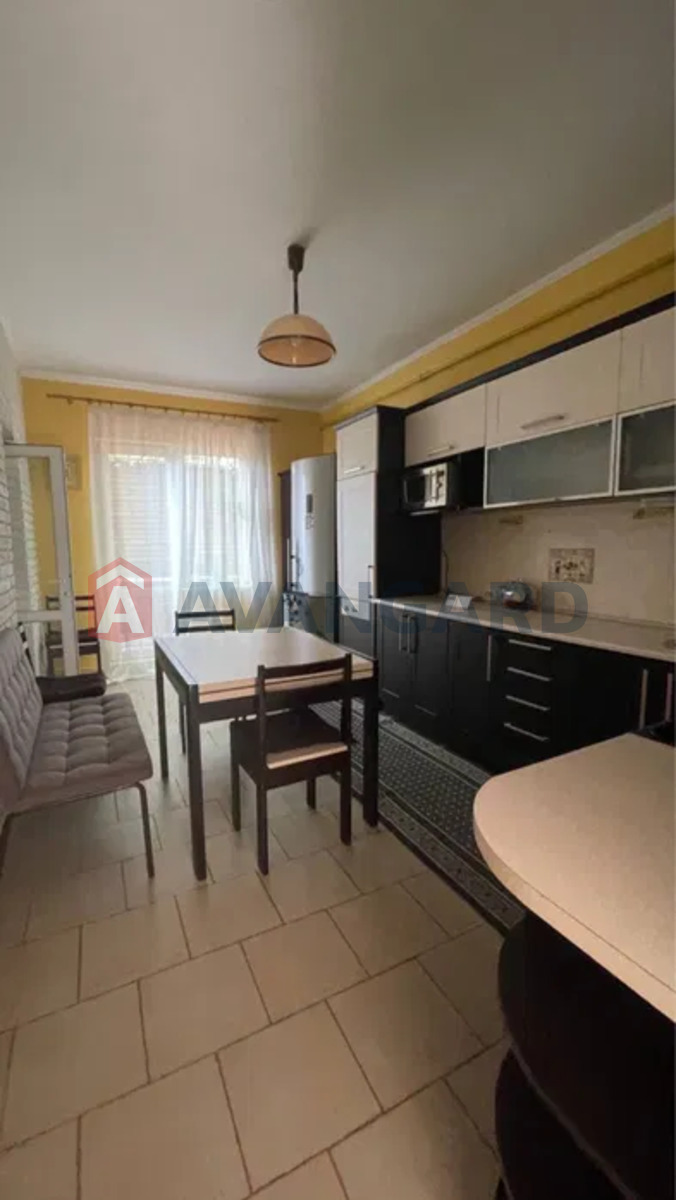 3 ����. ��������, 137/-/- ��. �., 1/3 ���� ���� 11