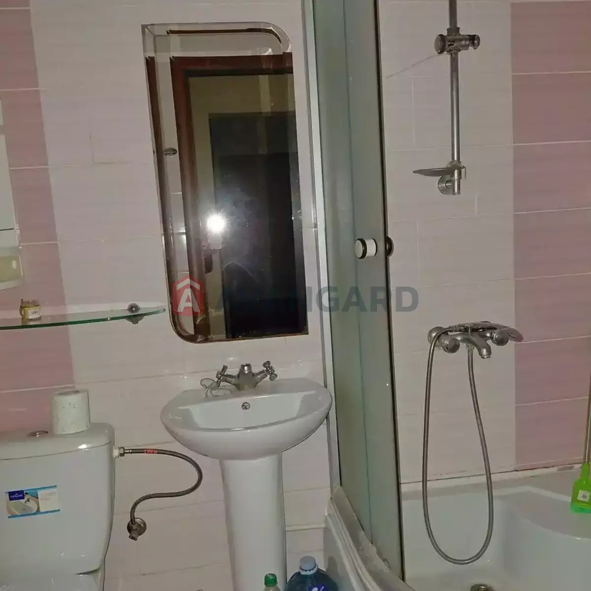 3 ��. ��������, 57/30/8 ��. �., 7/9 ������ ���� 13