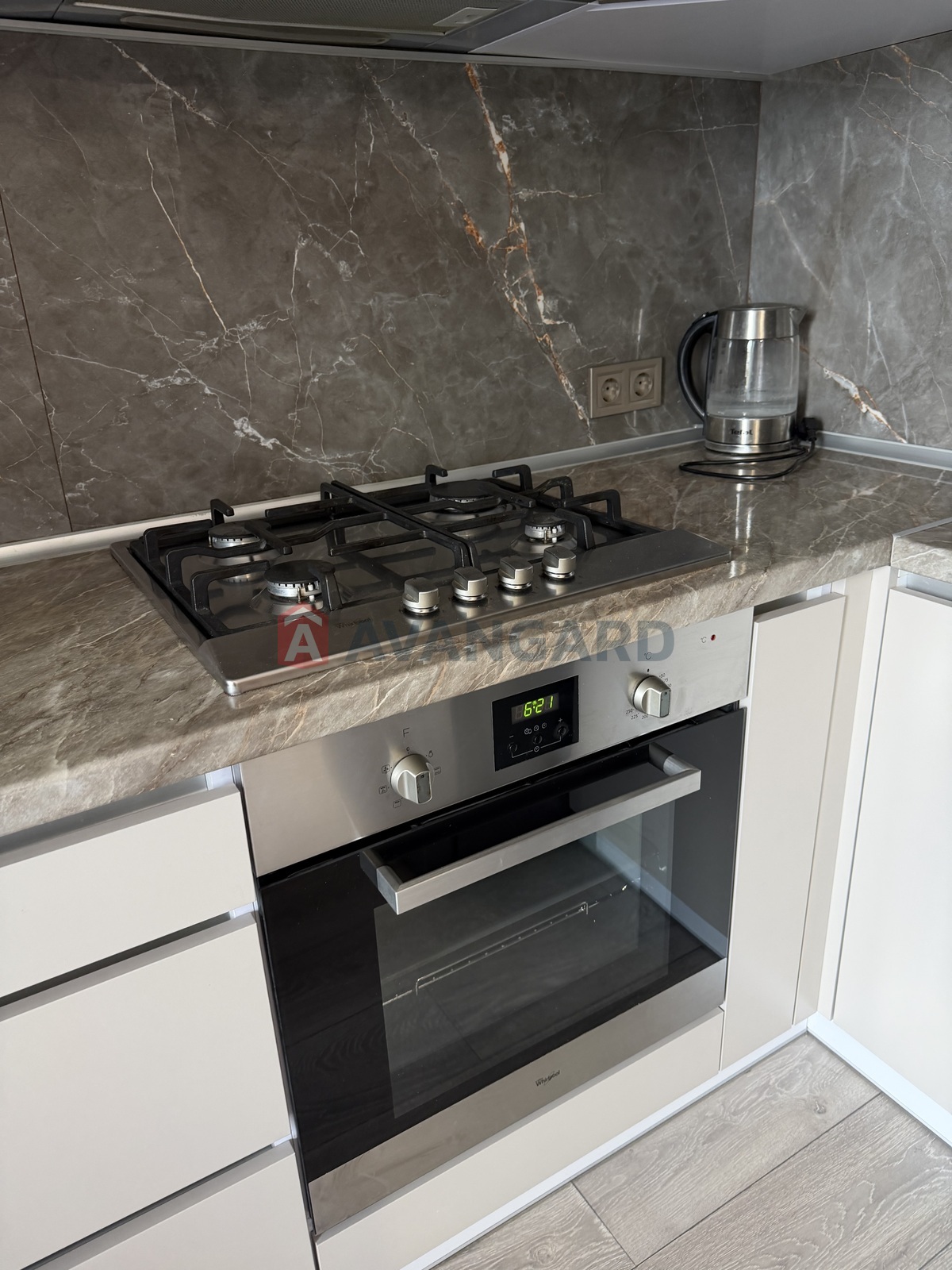 1 ����. ��������, 44/18/18 ��. �., 7/7 ���� ���� 8