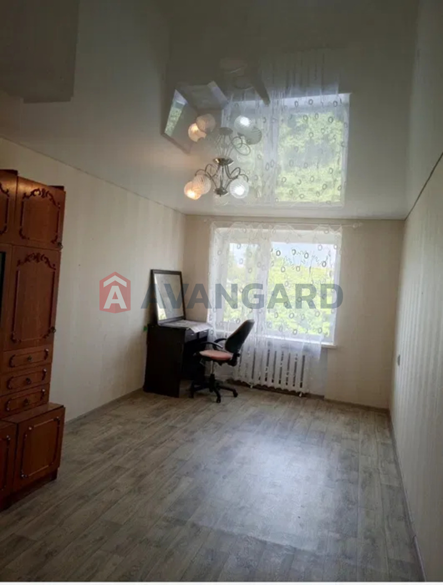 1 ��. ��������, 46/-/7 ��. �., 5/5 ������ ���� 2