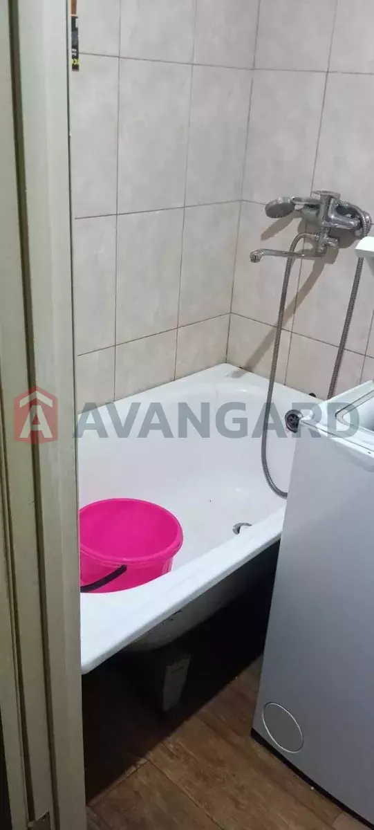 1 ����. ��������, 19/-/4 ��. �., 1/2 ���� ���� 4