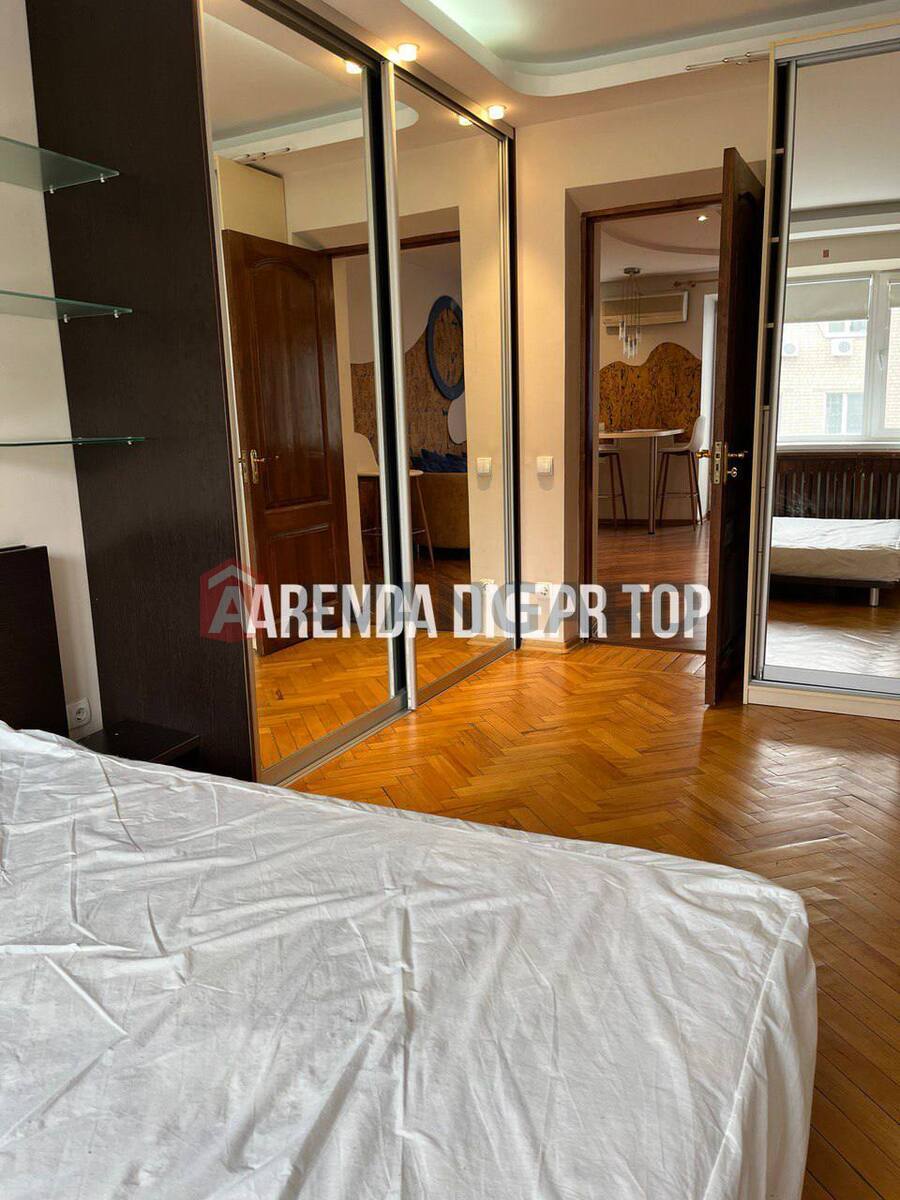 2 . , 45/-/- . ., 4/5   2