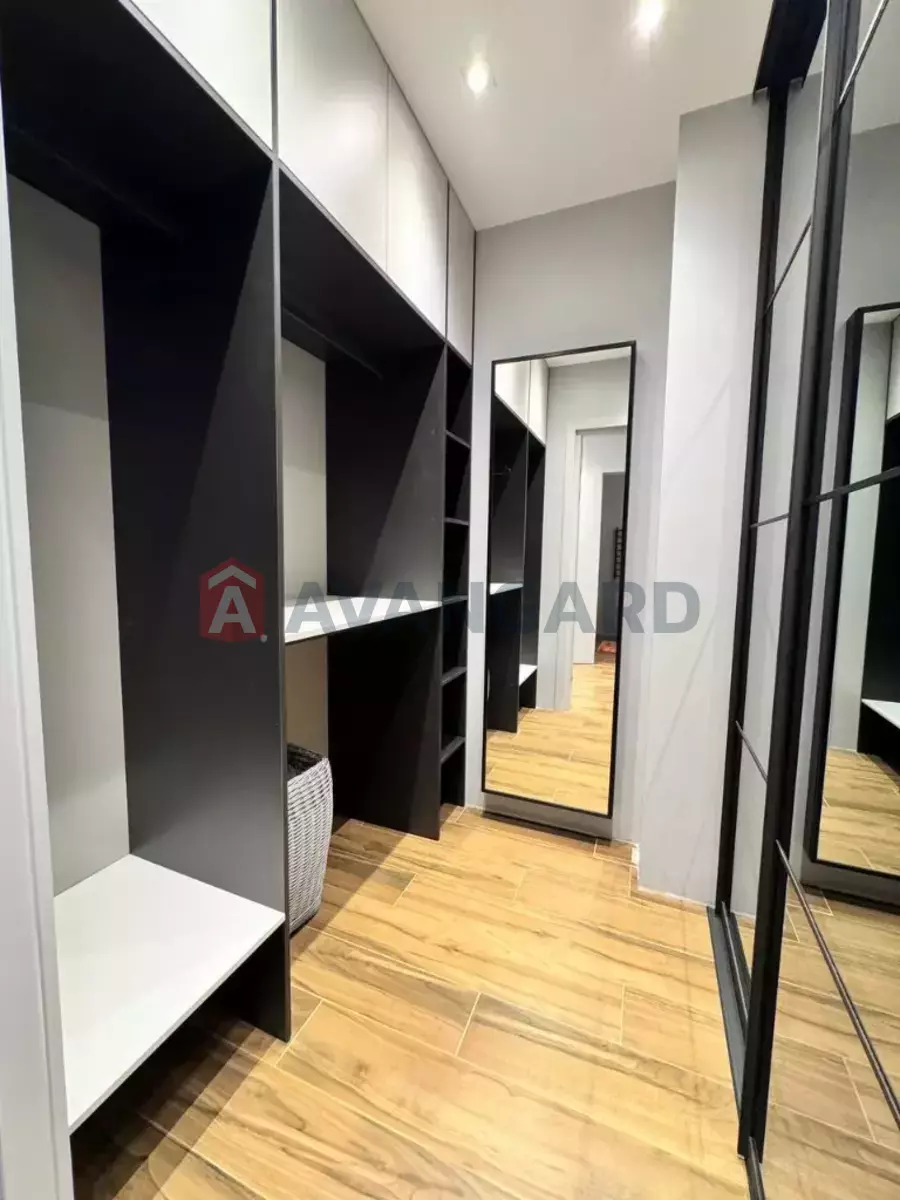 3 ��. ��������, 70/40/15 ��. �., 4/19 ������ ���� 13