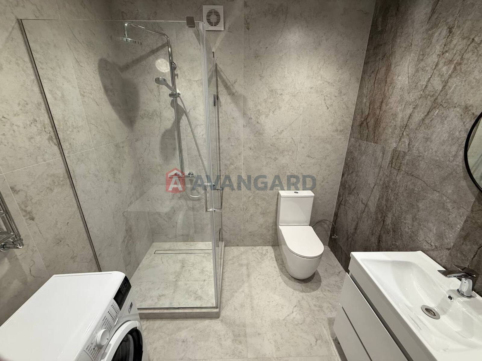 1 ��. ��������, 43/16/14 ��. �., 4/5 ������ ���� 9