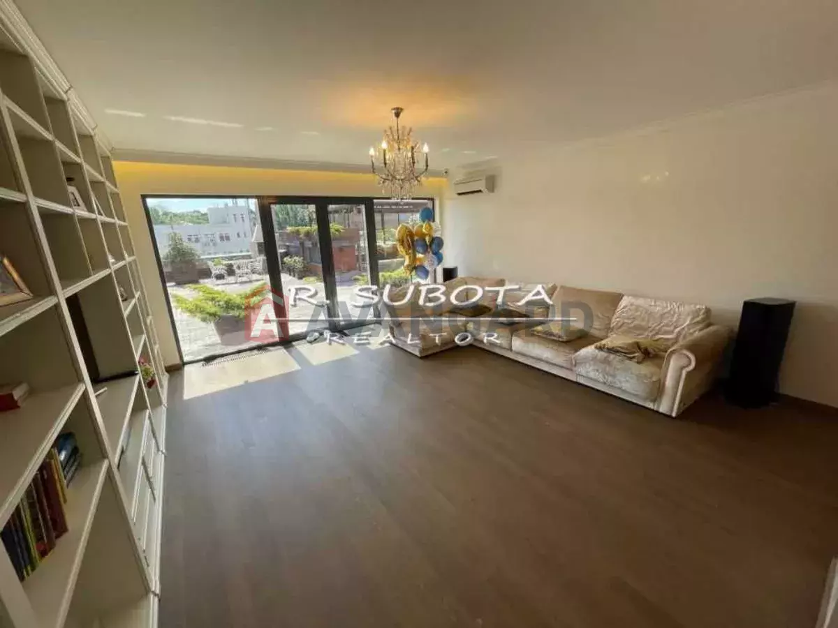 4 ����. ��������, 300/-/50 ��. �., 7/16 ���� ���� 20