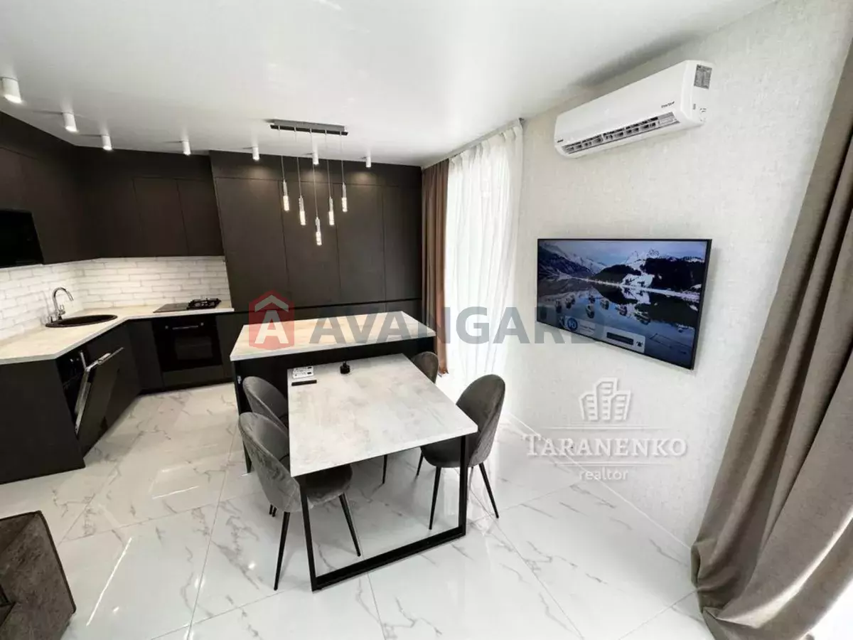 2 ��. ��������, 54/-/20 ��. �., 6/10 ������ ���� 7