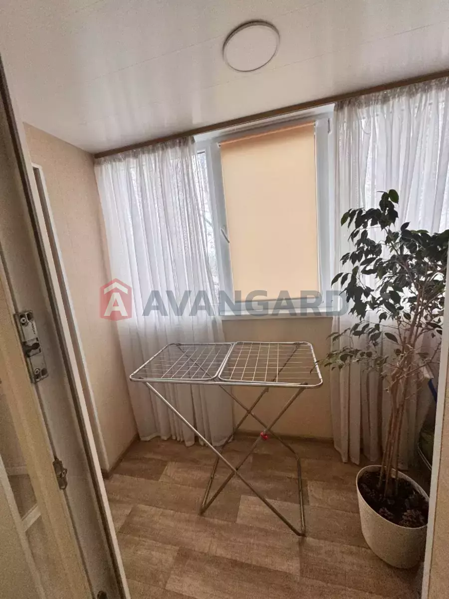 2 ����. ��������, 49/-/- ��. �., 3/9 ���� ���� 14