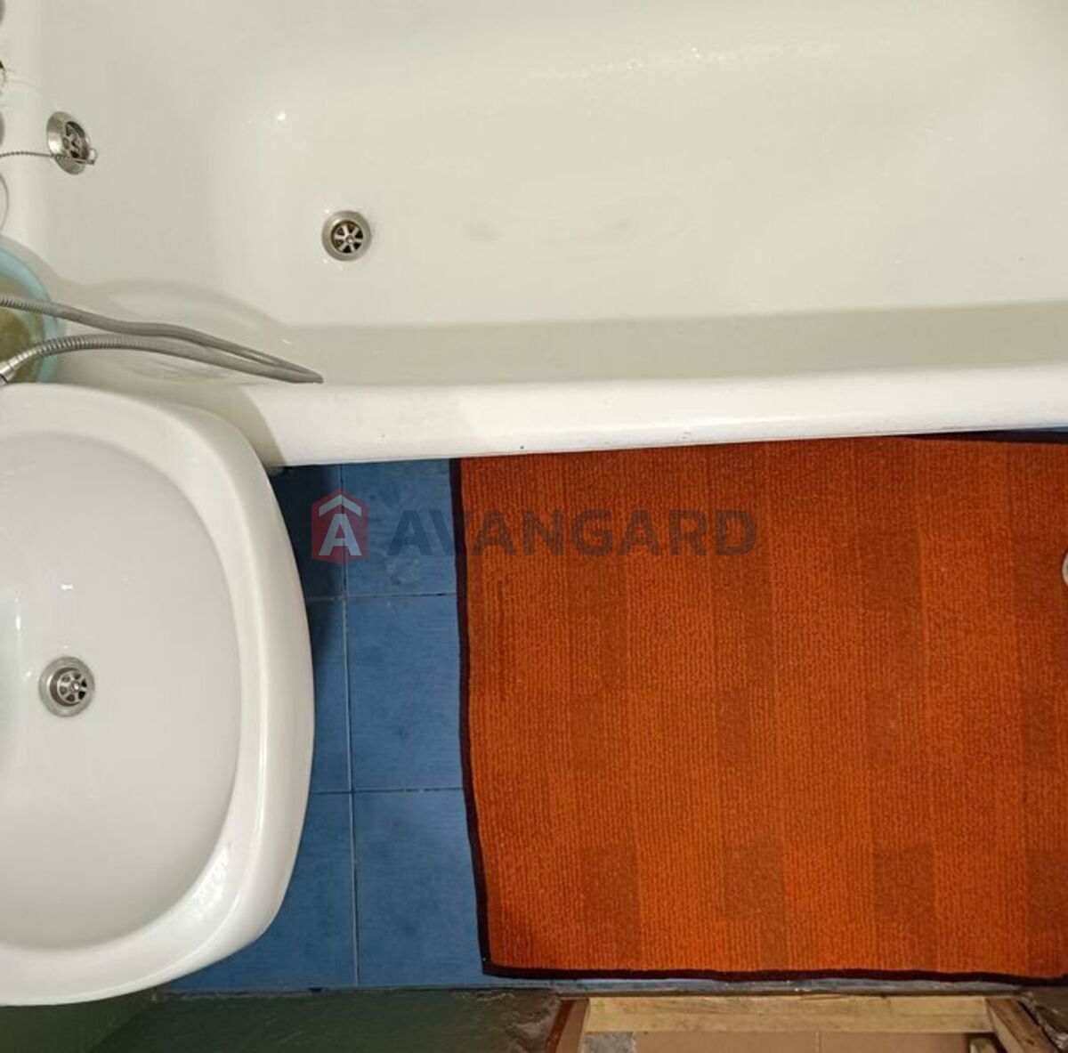 1 ��. ��������, 56/-/7 ��. �., 9/10 ������ ���� 5