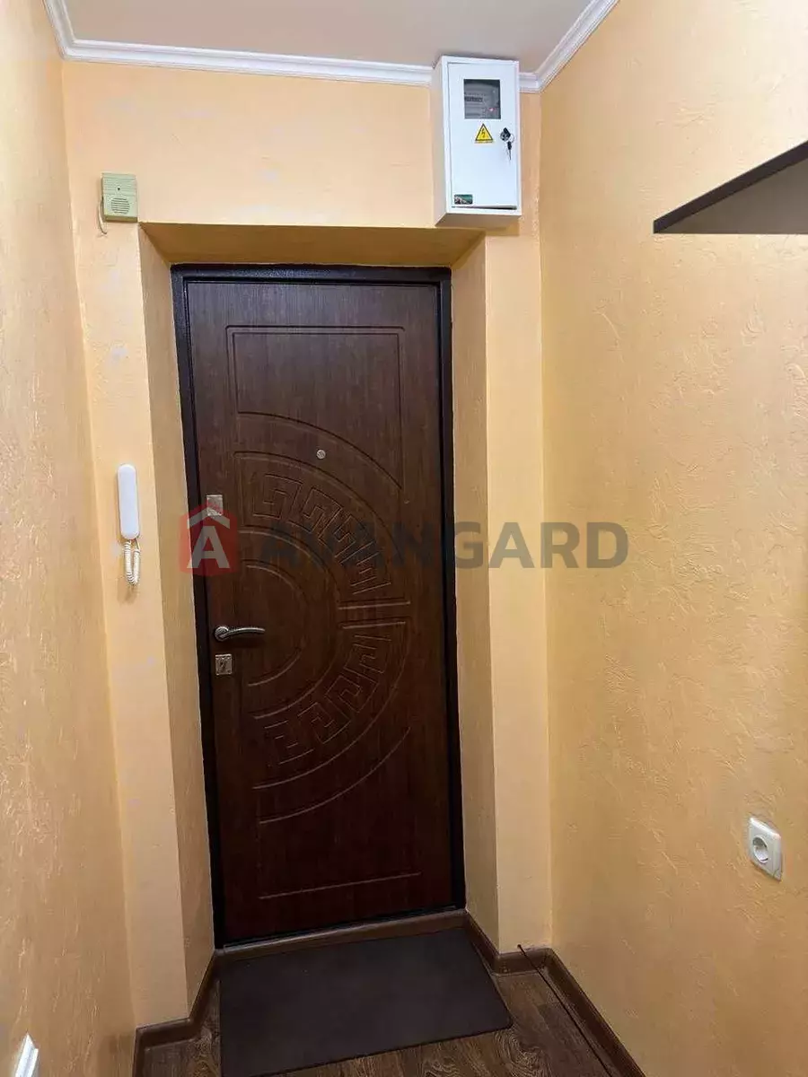 1 . , 35/-/7 . ., 3/5   8