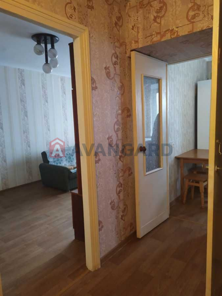 2 ����. ��������, 45/-/8 ��. �., 3/5 ���� ���� 7