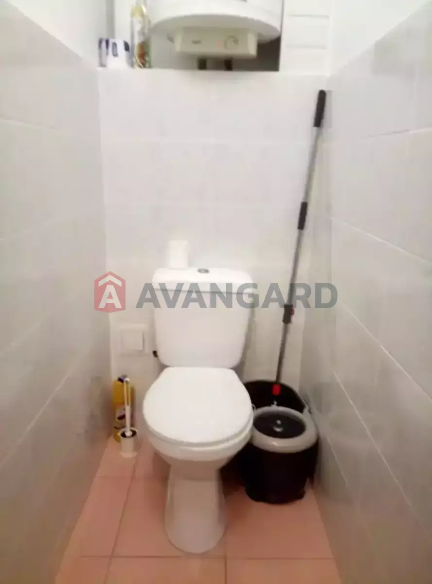 1 ��. ��������, 37/-/- ��. �., 2/4 ������ ���� 10