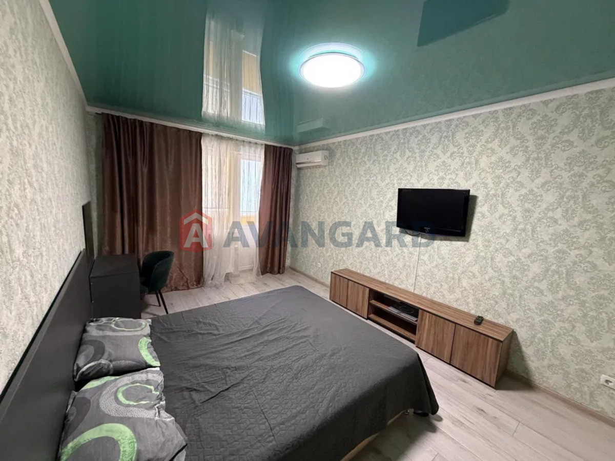 1 ��. ��������, 62/-/22 ��. �., 8/12 ������ ���� 6