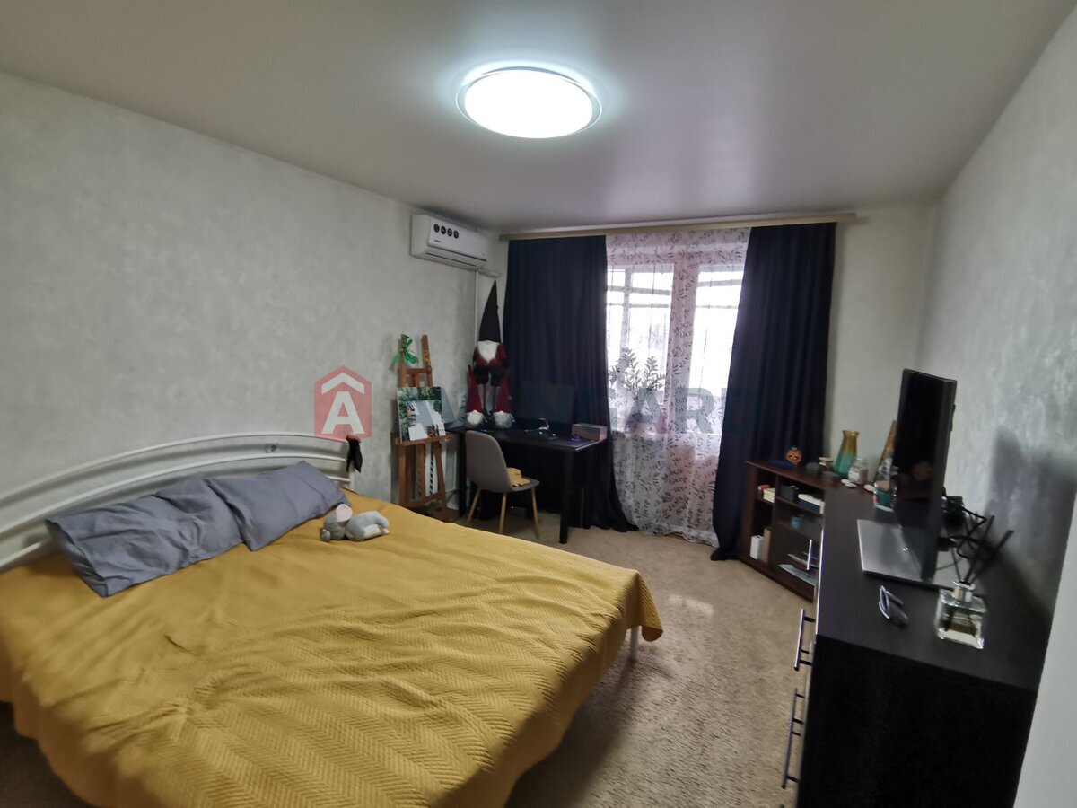 1 ��. ��������, 36/-/- ��. �., 6/10 ������ ���� 1