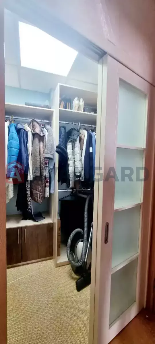 3 . , 137/-/42 . ., 10/12   12