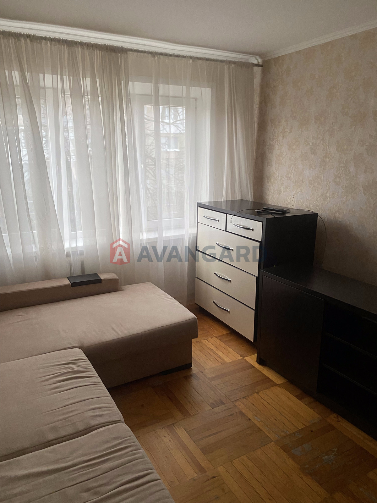 2 . , 45/-/6 . ., 4/5   6