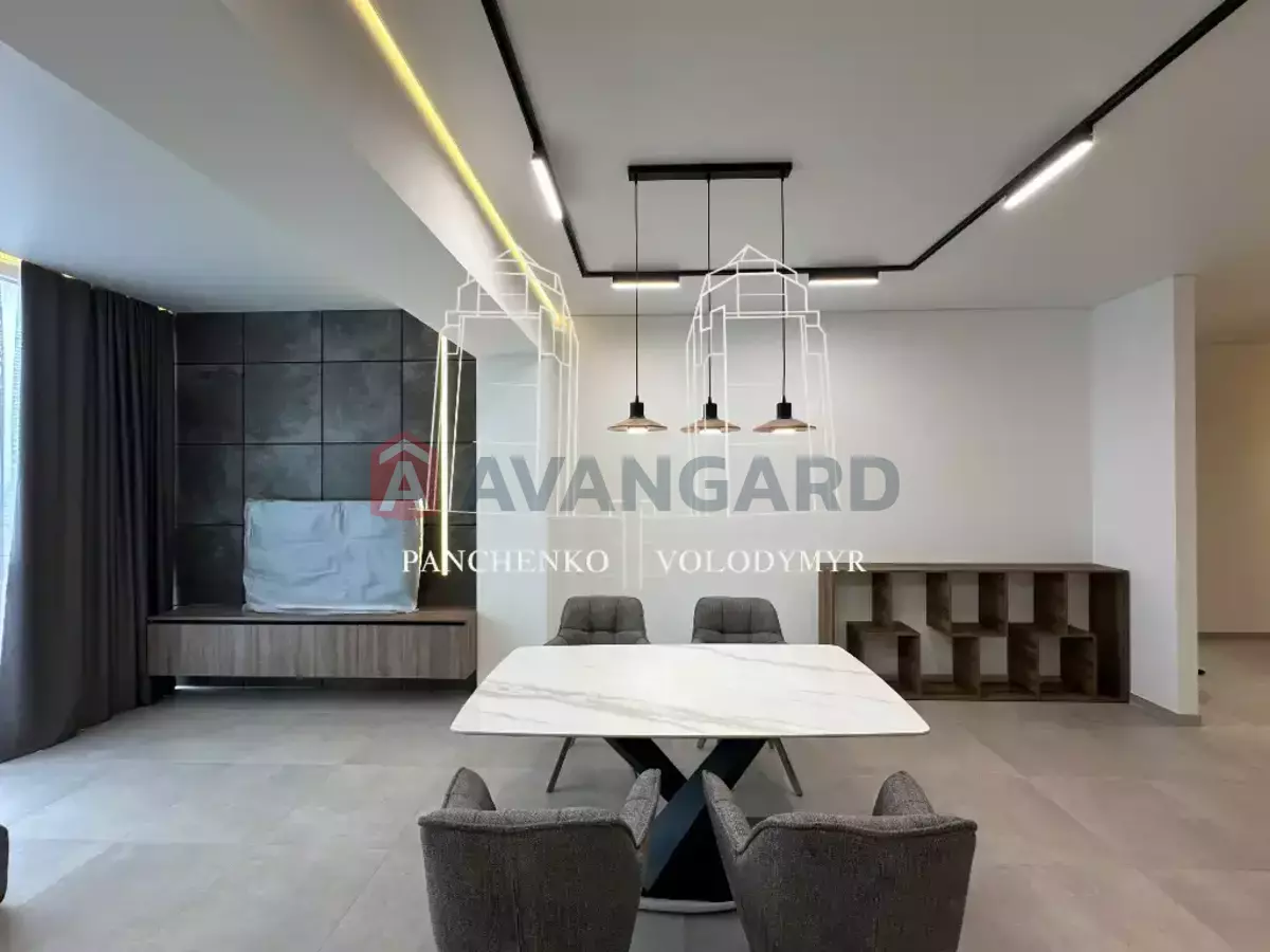 3 ��. ��������, 115/-/25 ��. �., 5/14 ������ ���� 3