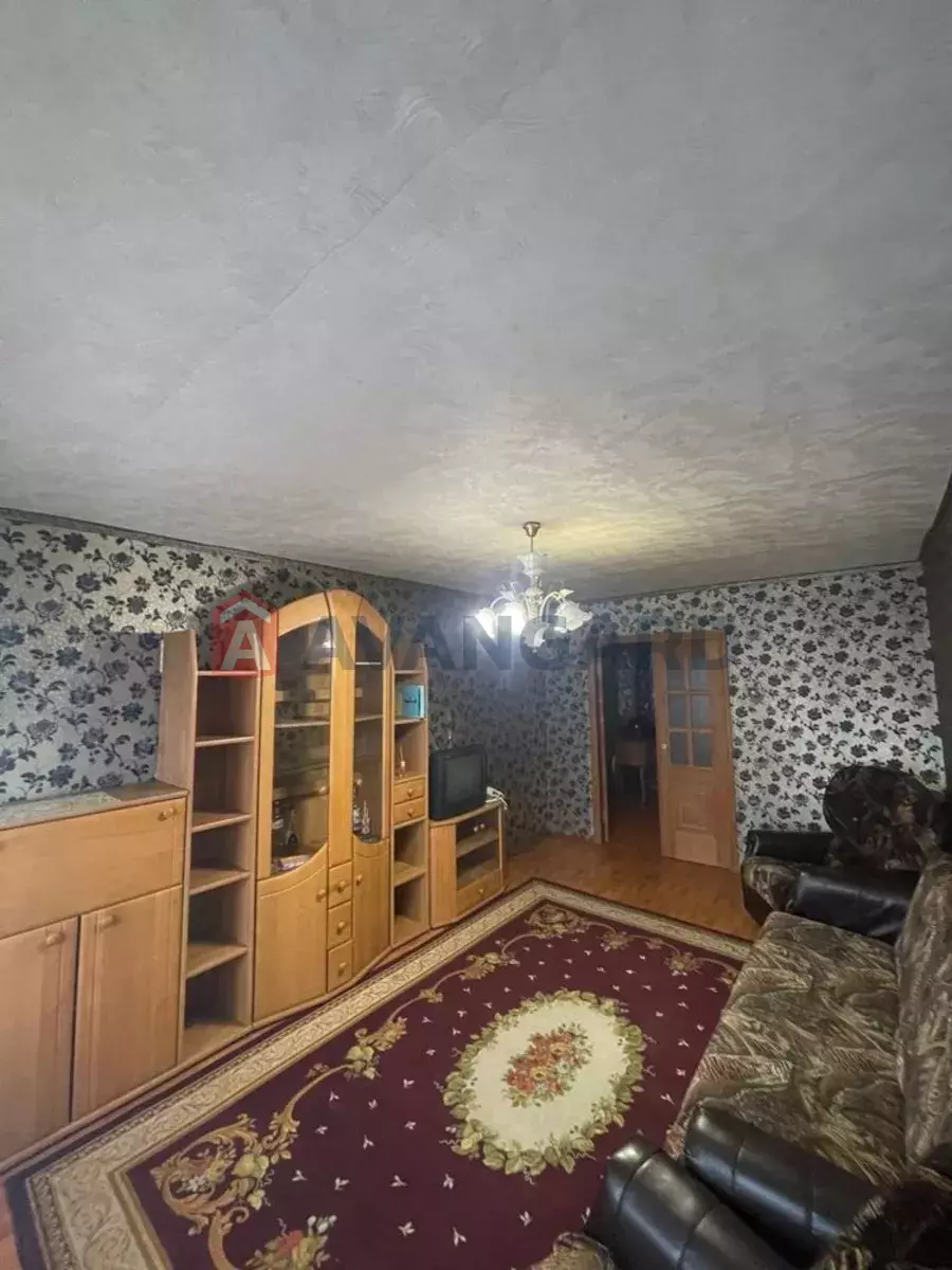 4 ����. ��������, 80/-/12 ��. �., 9/14 ���� ���� 3