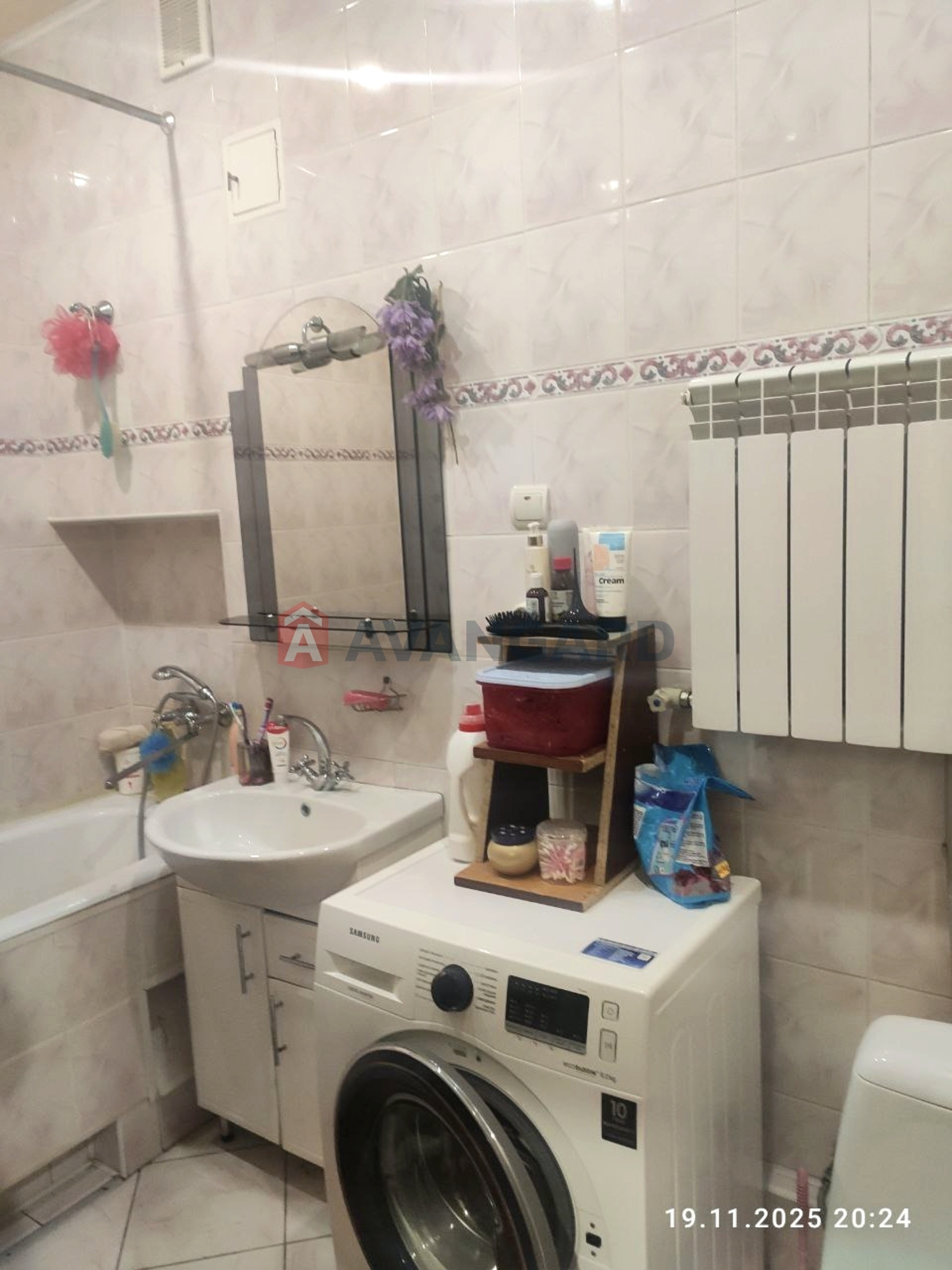 2 . , 52/-/7 . ., 3/3   10