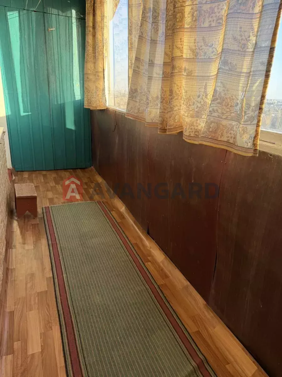 3 ����. ��������, 69/-/8 ��. �., 11/16 ���� ���� 5