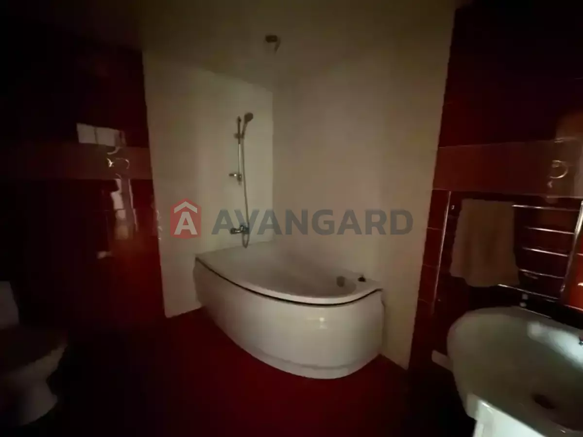 3 . , 68/-/- . ., 8/9   8