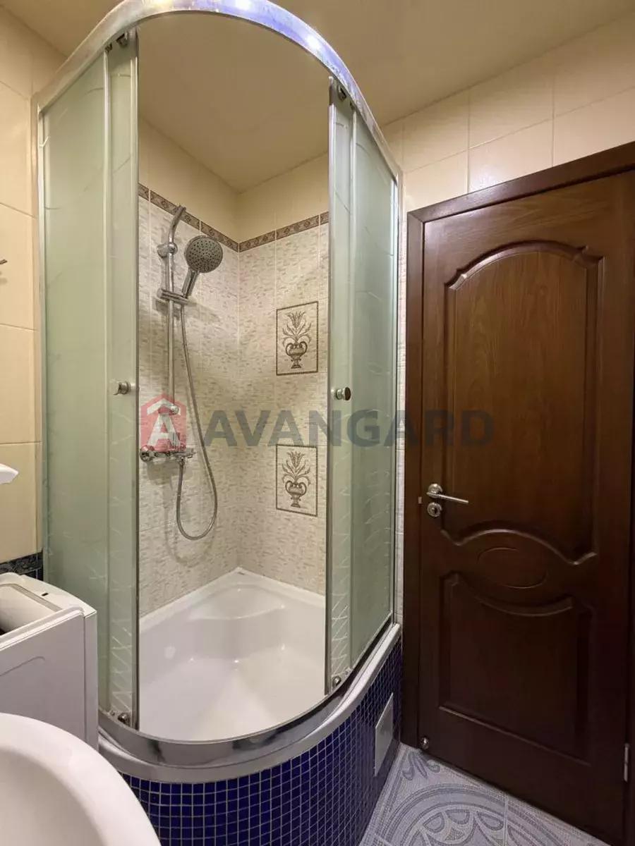 2 ����. ��������, 48/-/6 ��. �., 5/5 ���� ���� 12