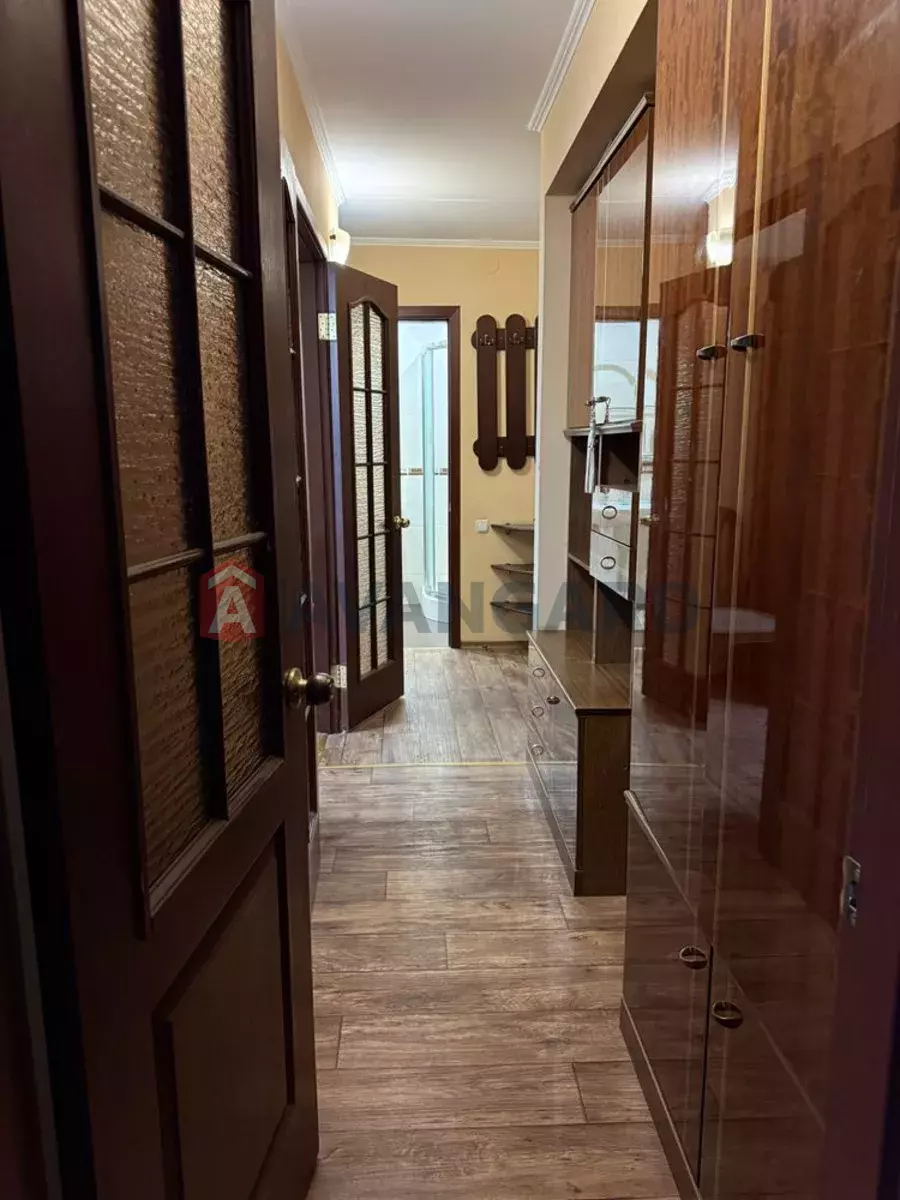 2 ����. ��������, 50/-/10 ��. �., 9/9 ���� ���� 3