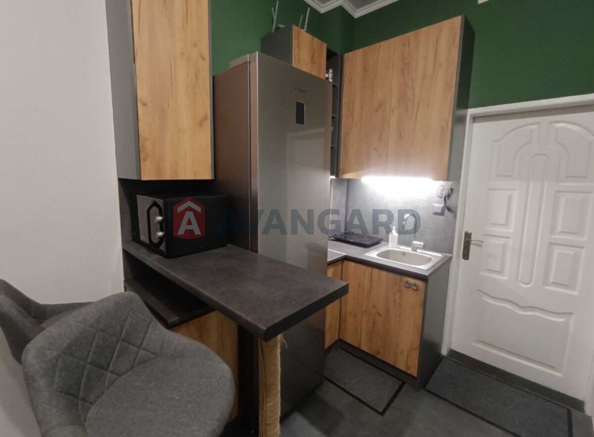 1 ��. ��������, 27/-/5 ��. �., 1/2 ������ ���� 2