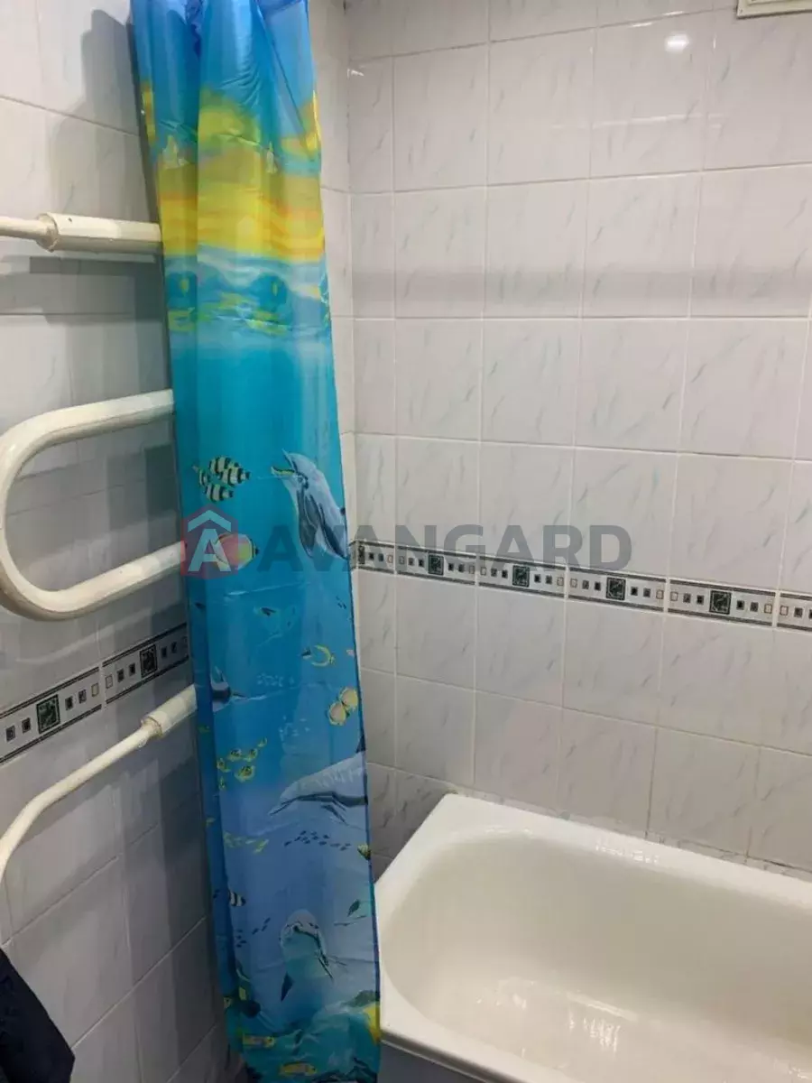 1 . , 37/-/8 . ., 5/9   12