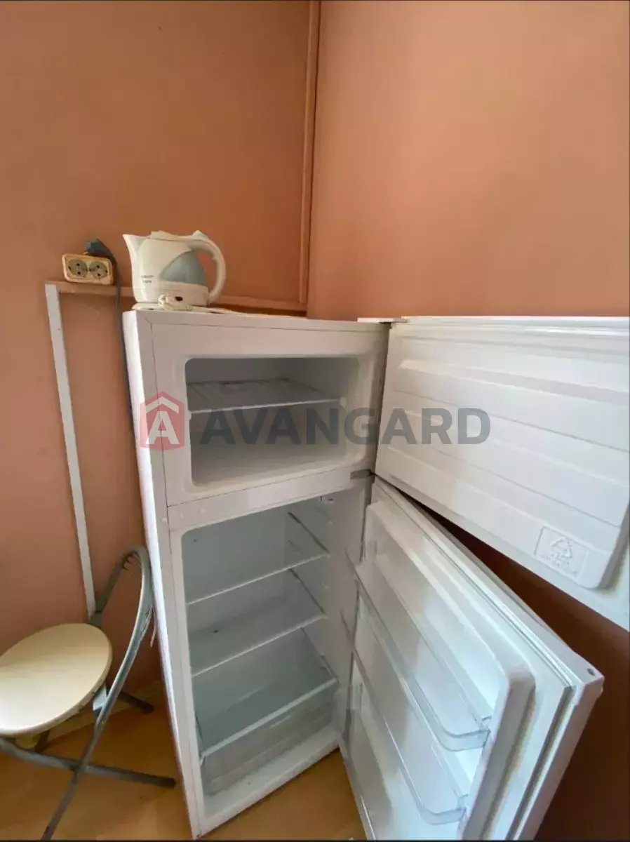 1 ��. ��������, 30/17/6 ��. �., 4/5 ������ ���� 7