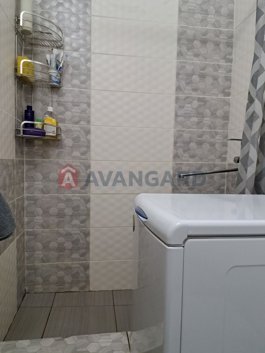 1 . , 30/18/- . ., 8/9   12