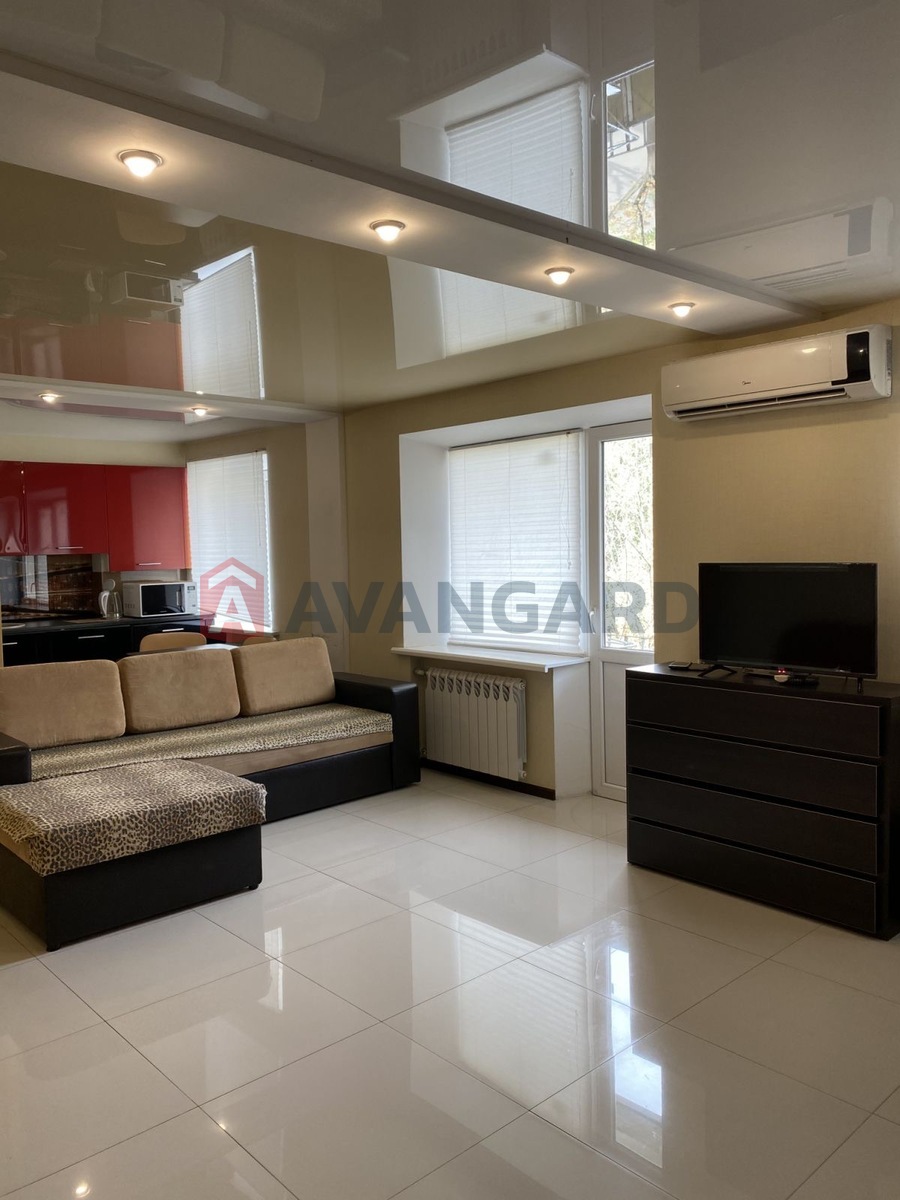 1 . , 32/-/- . ., 4/5   5