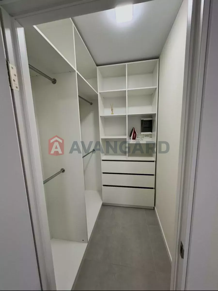 1 ����. ��������, 45/-/13 ��. �., 7/10 ���� ���� 4