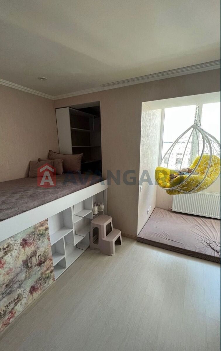 4 ��. ��������, 90/-/25 ��. �., 9/9 ������ ���� 6