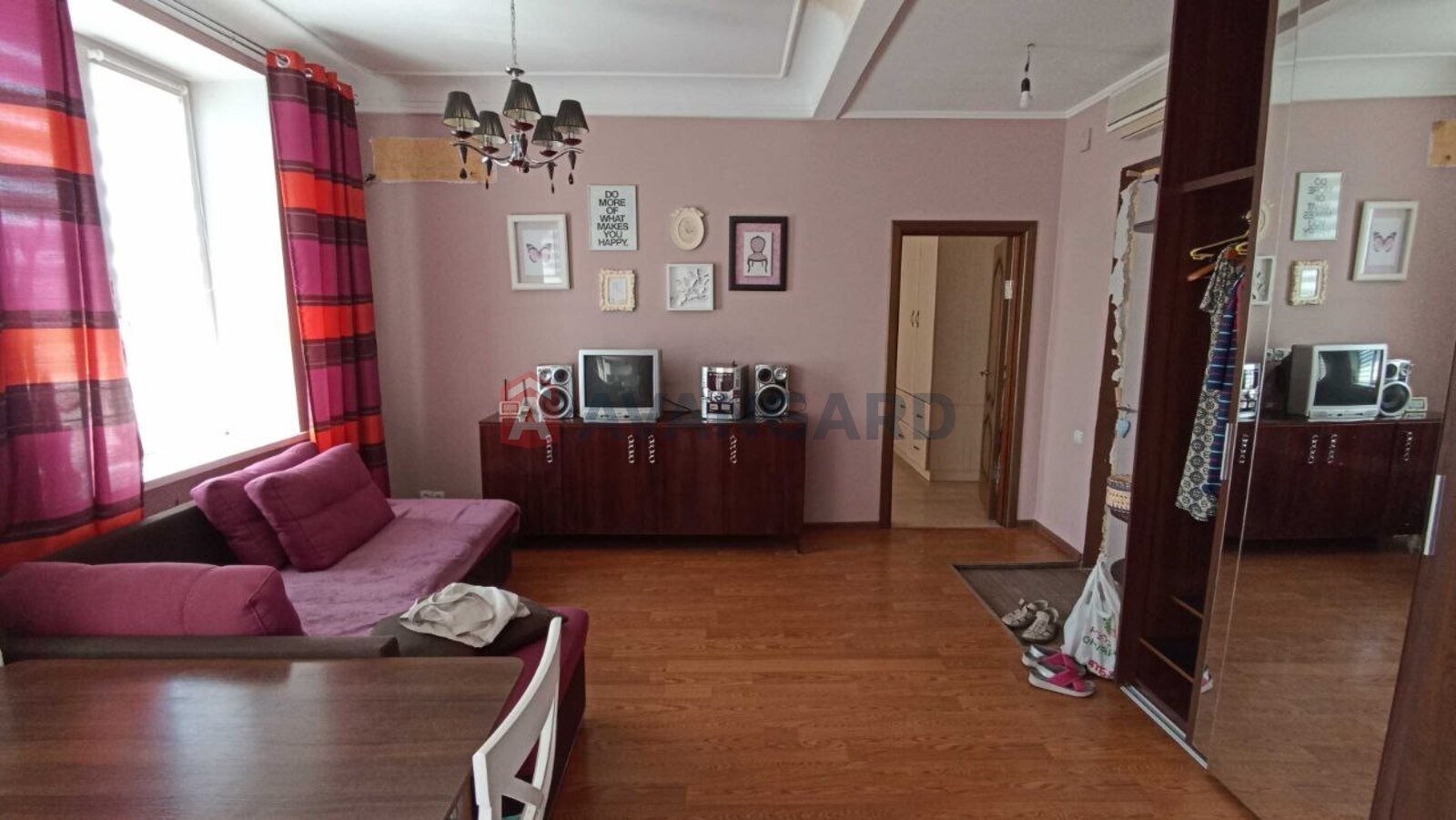 2 ����. ��������, 48,8/-/6 ��. �., 3/5 ���� ���� 4