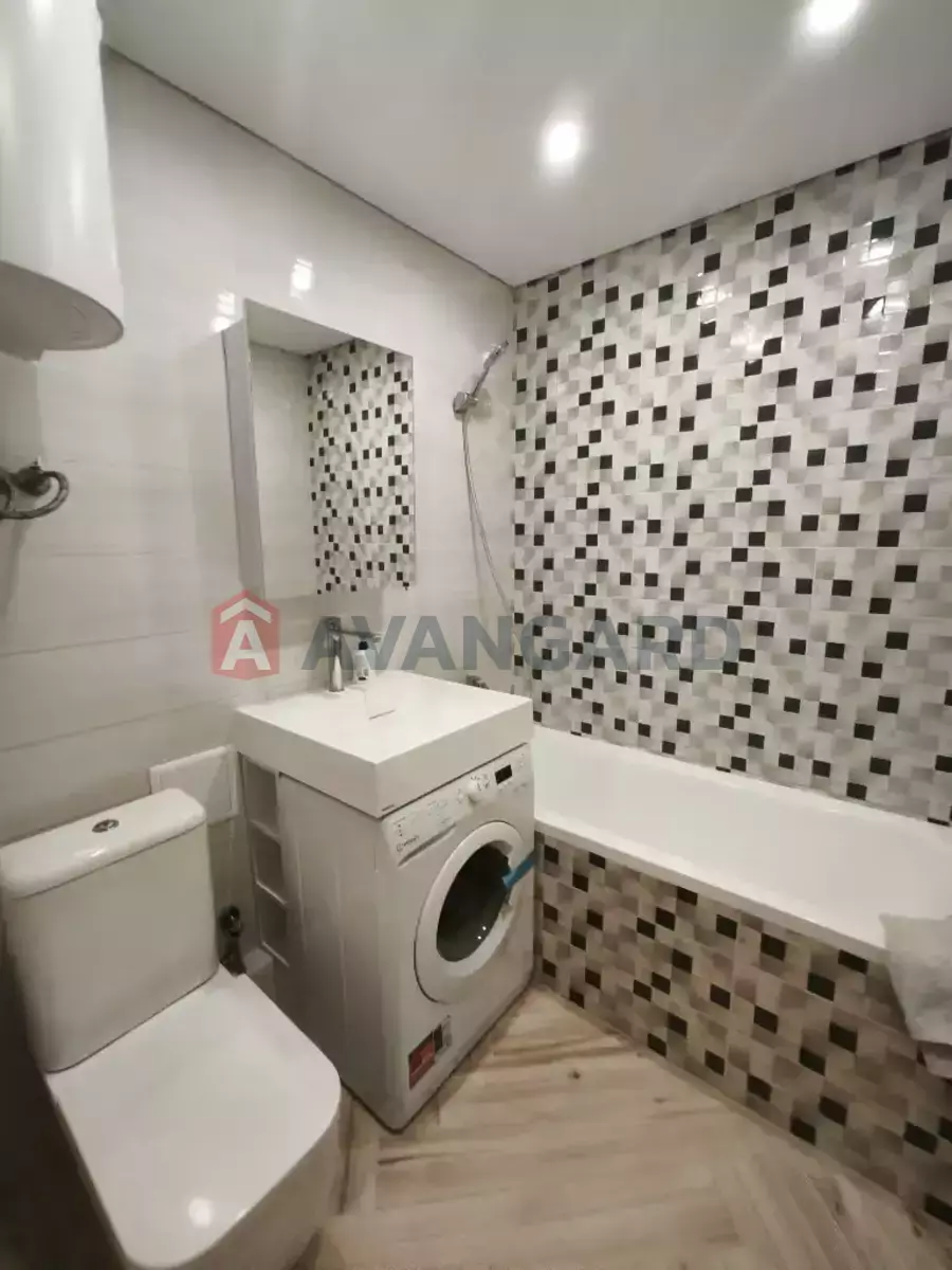 2 ����. ��������, 47/-/- ��. �., 5/5 ���� ���� 6