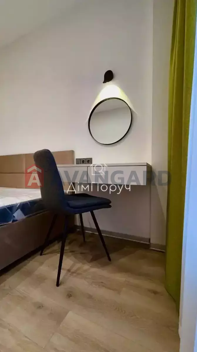 2 ����. ��������, 39/18/5 ��. �., 3/6 ���� ���� 14