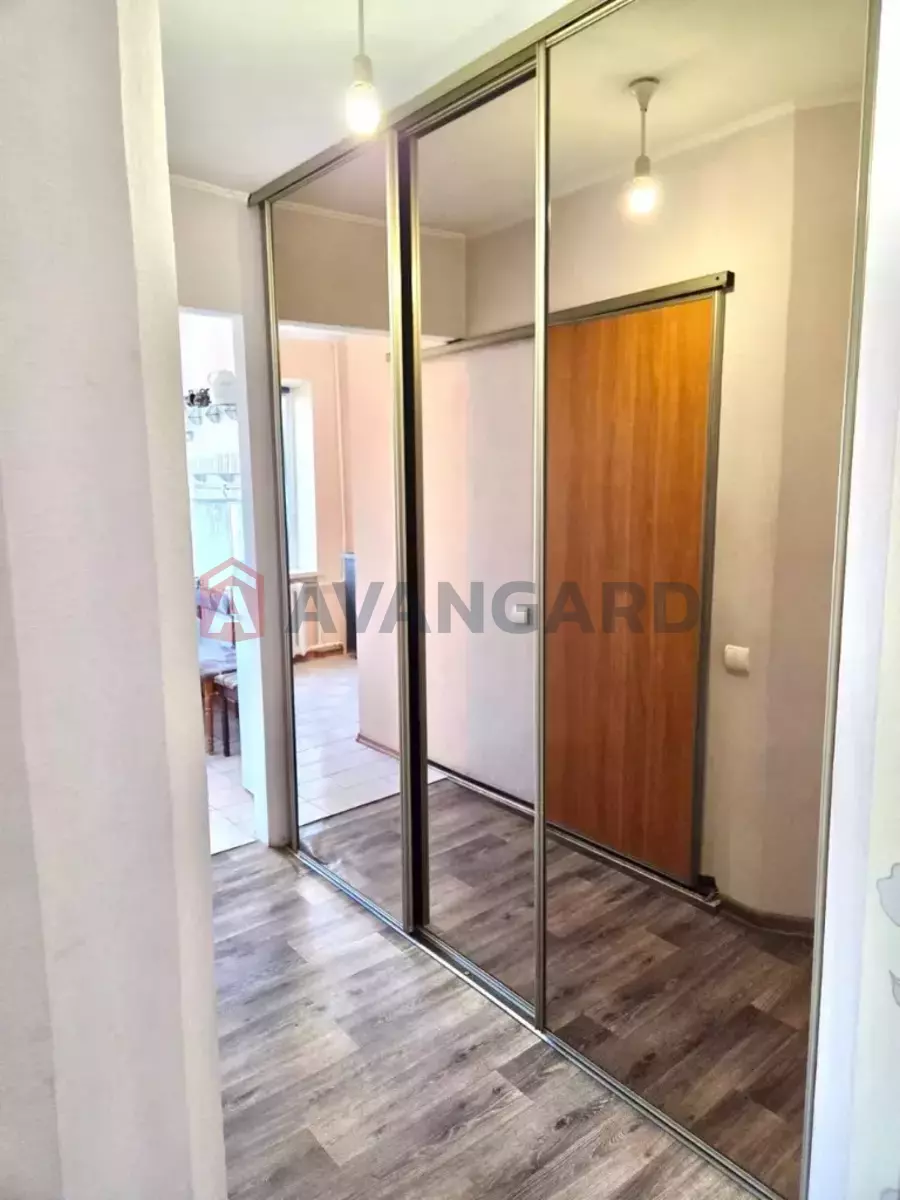 1 ��. ��������, 39/-/8 ��. �., 7/9 ������ ���� 12