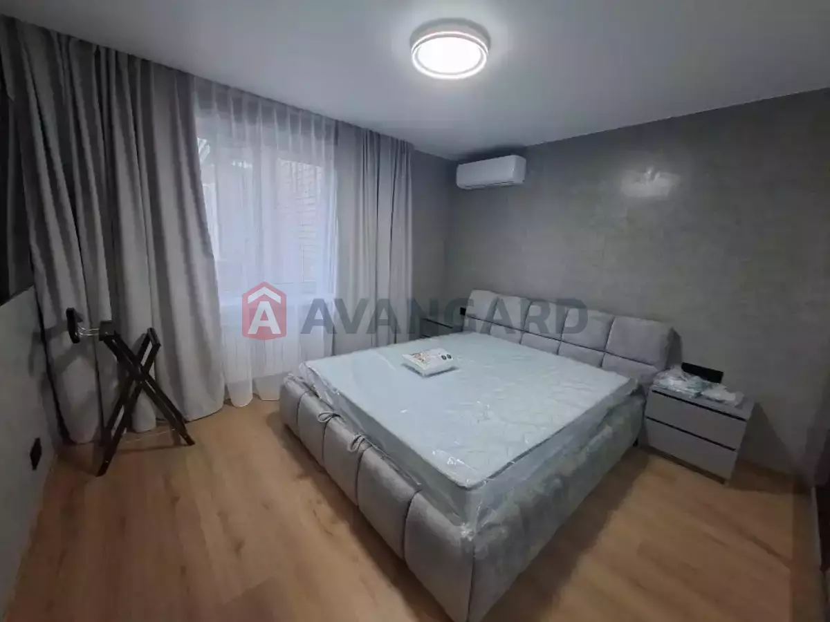 2 ��. ��������, 52/-/15 ��. �., 7/14 ������ ���� 11