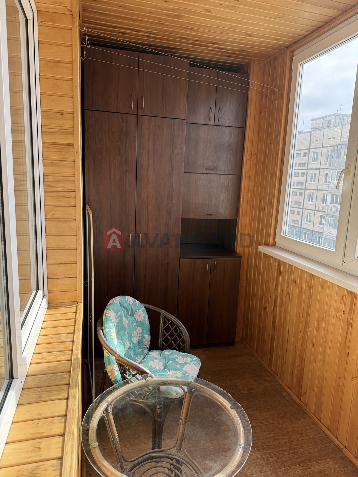 1 ��. ��������, 74/40/16 ��. �., 7/10 ������ ���� 11