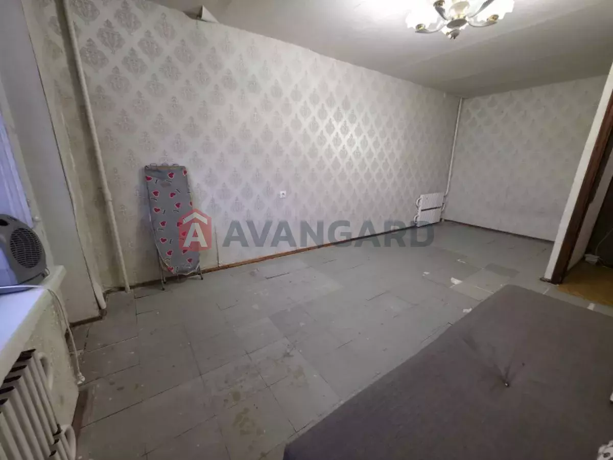 1 ����. ��������, 40/-/8 ��. �., 9/12 ���� ���� 3