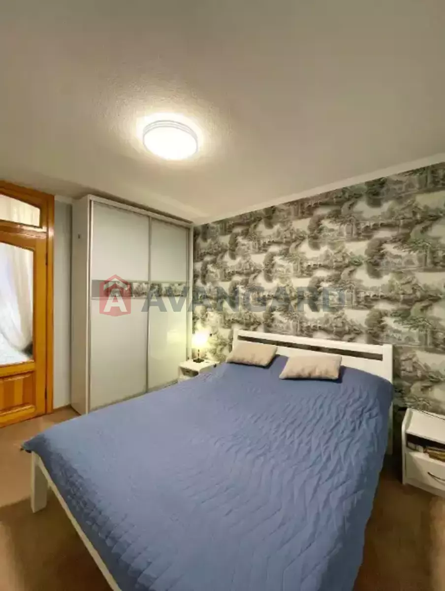 1 ����. ��������, 35/18/6 ��. �., 4/9 ���� ���� 11