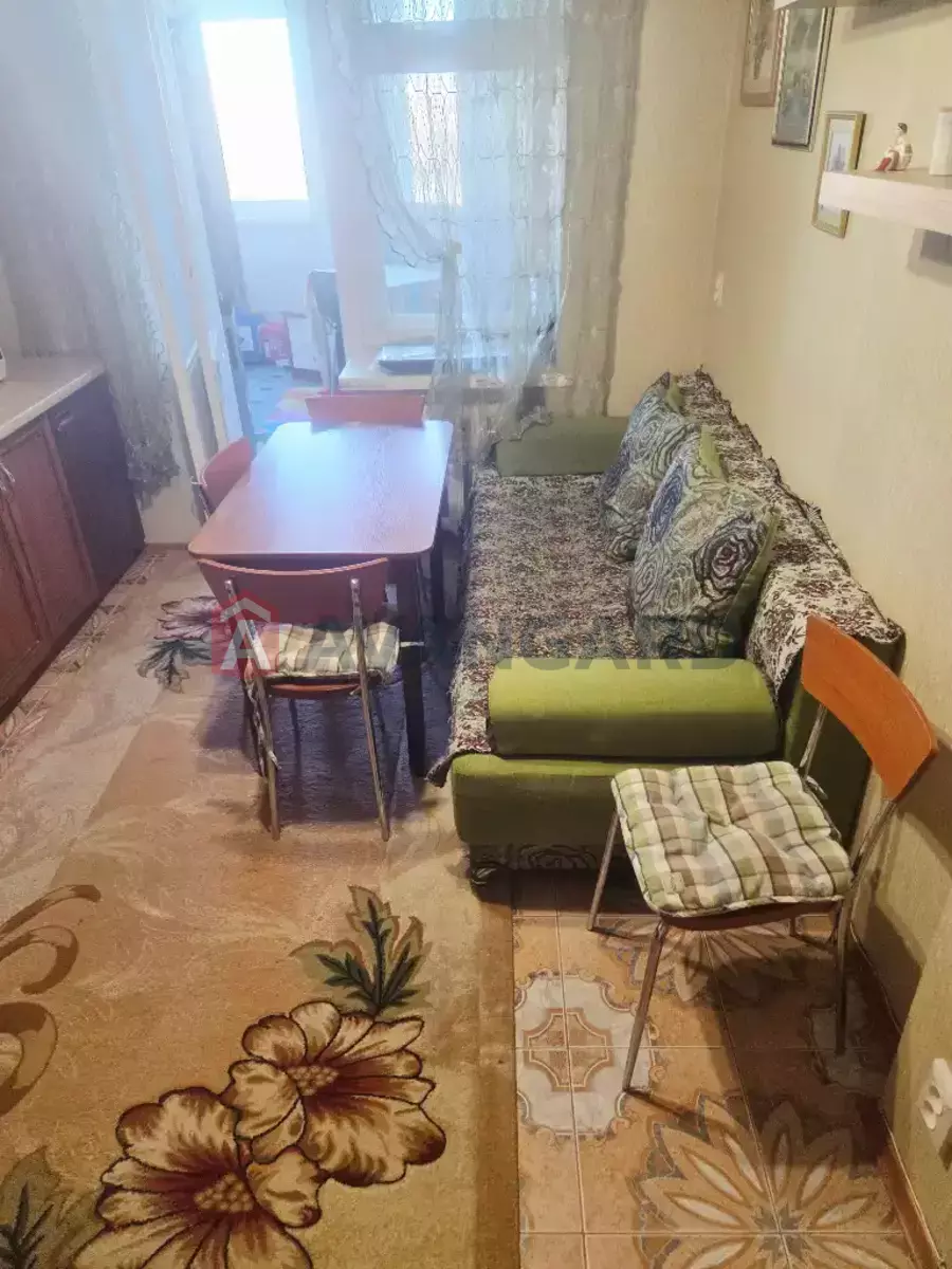 1 ��. ��������, 52/20/11 ��. �., 7/10 ������ ���� 20